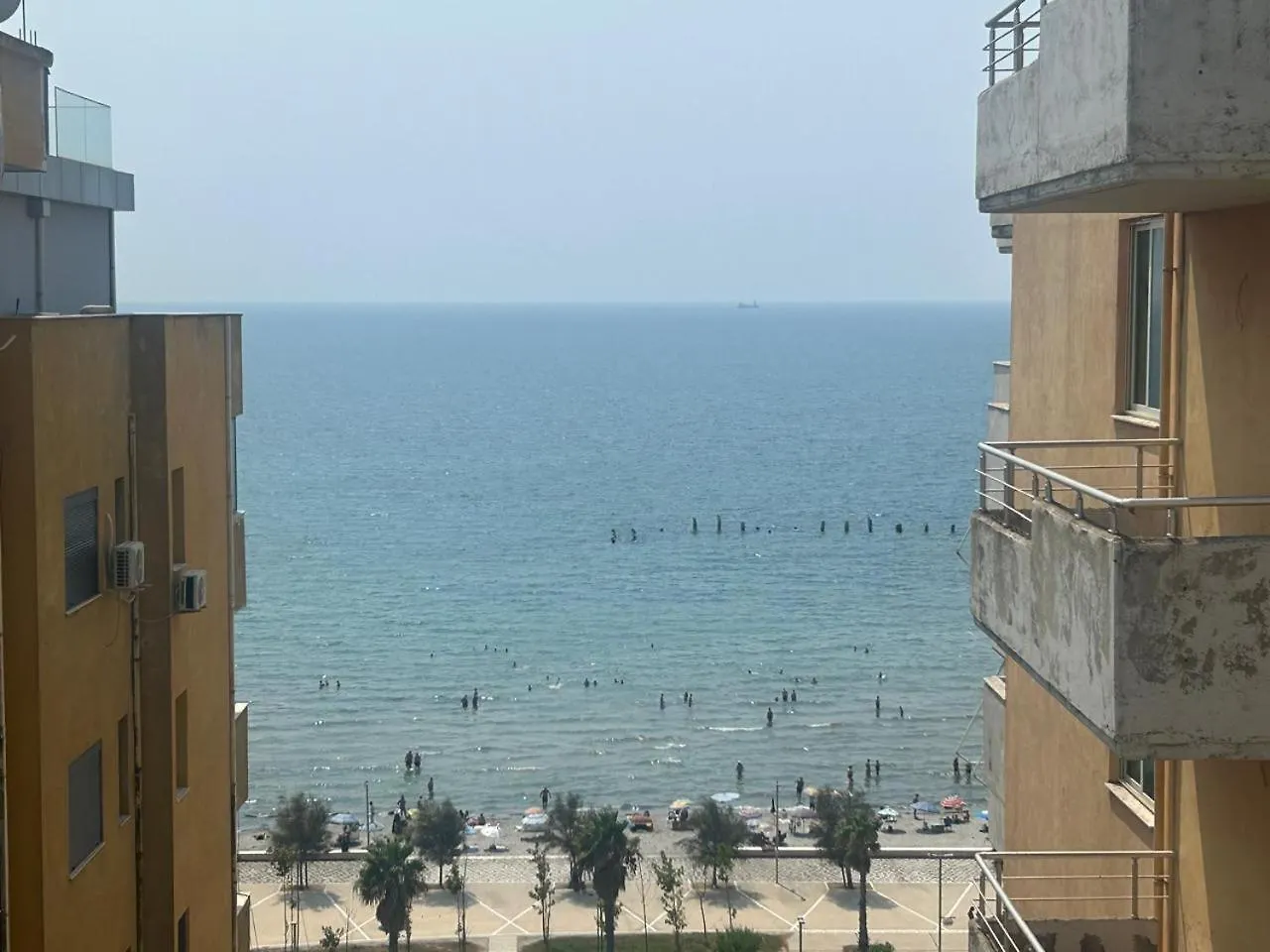 Luxury Apartment With A Seaview And Big Terrqce Durrës