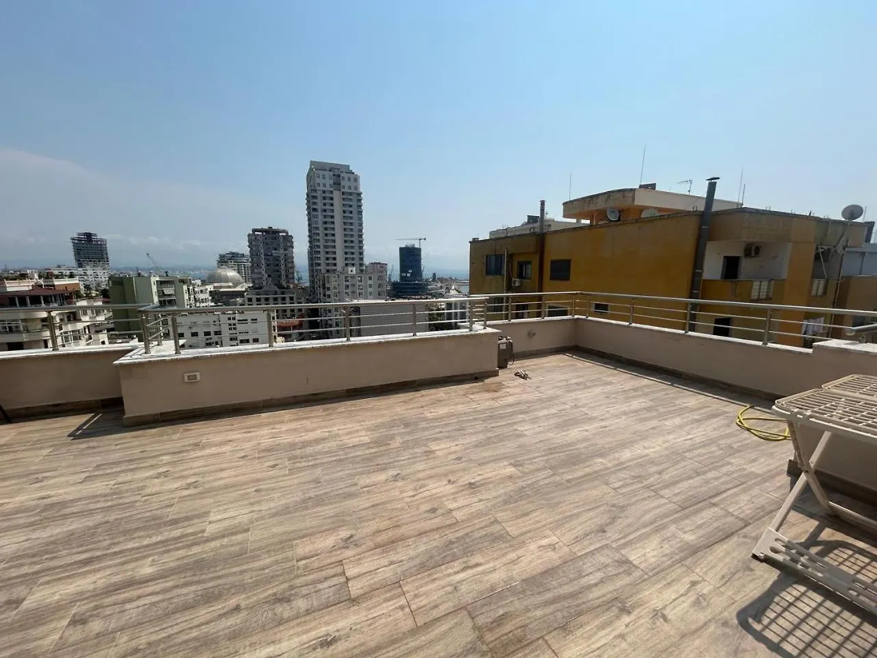 Luxury Apartment With A Seaview And Big Terrqce Durrës 0*,